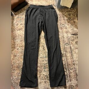 Lululemon dark grey athleisure pants, S